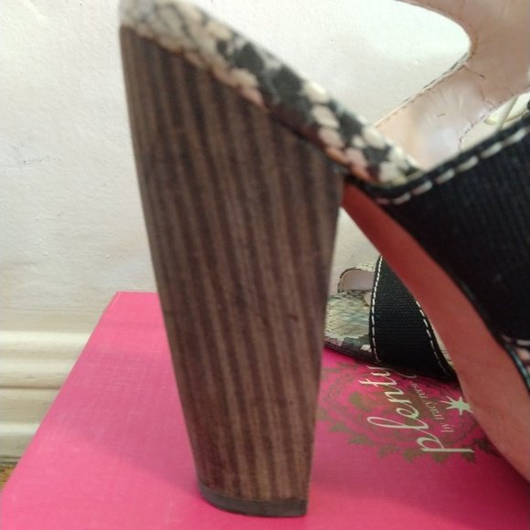 Plenty by Tracy Reese "Annie" Leather and Canvas Sandals - Size 38 (US 8) - Picture 5 of 12